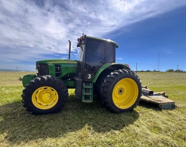 Tipo: Trator | Marca: John Derre | Modelo: 6115J | Ano: 2021