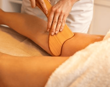 MINCEUR MASSAGE MADEROTHERAPIE