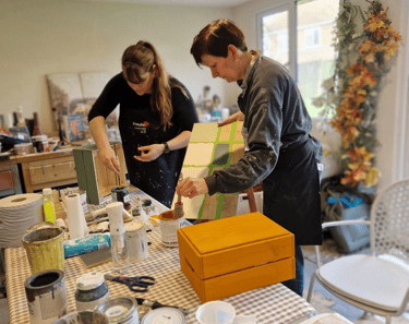 Beginner upcycling class in Exeter – Absolutely Mintage workshop