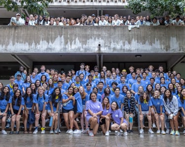 Group picture of Lovett New Students and Advisors during O-Week