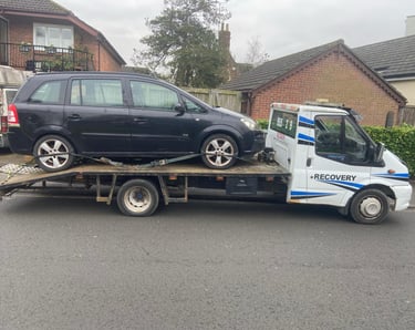 alt="Fully insured vehicle recovery operator in Worcestershire"