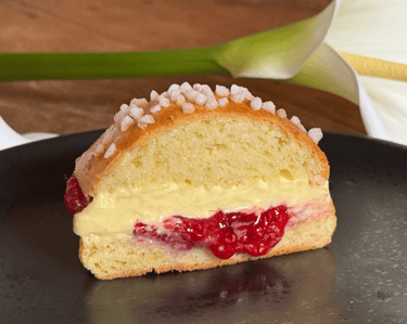 tropezienne ispahan framboise litchi rose