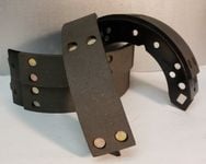 bonded riveted relined brake shoes for classic and vintage autos and motorcycles by the brake experts at 260-426-3331