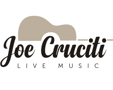 Logo Joe Cruciti bege e marrom escuro com fundo transparente