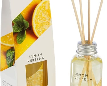 a bottle of lemonade and a glass of lemonade