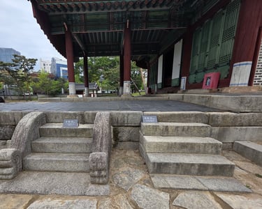 Spirit and emperor stairs at a royal tomb in Seoul