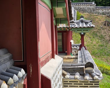 Sungryeoljeon Shrine view