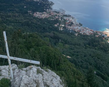 Climbing in Stavros Villa Olivia Corfu