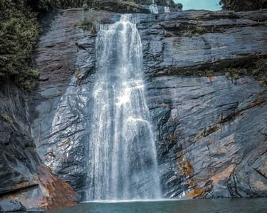 alakola falls