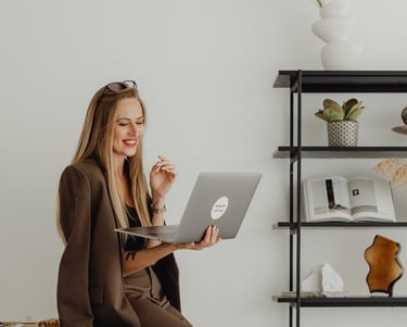 Veronica Dietz Tyche Digital Agency 1:1 Coaching Marketing