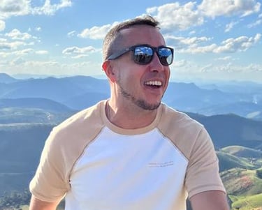 Rodrigo Marinho - editor de vídeos e piloto de drone