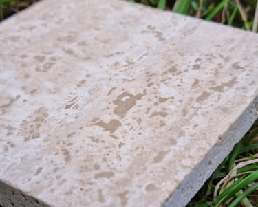 Płytki trawertyn szczotkowany kamień naturalny włoski