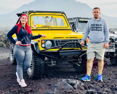 bali beat tour customer enjoy the panorama of sunrise jeep adventure