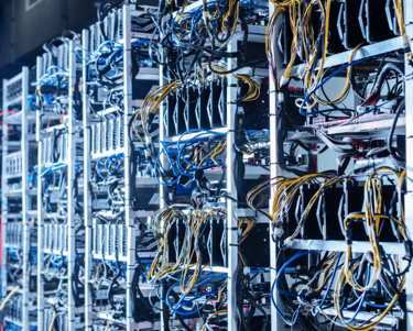 a bunch of wires and wires connected to a computer