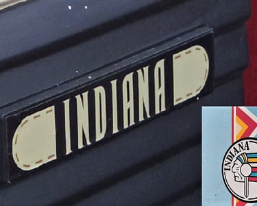 monogramme peugeot 205 indiana et logo du restaurant indiana café