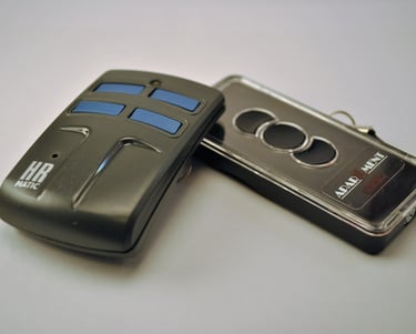 Пульт HR Matic 2 — универсальная модель для ворот и шлагбаумов