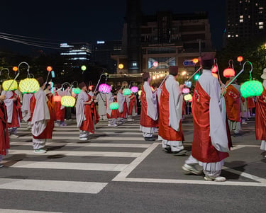 16 May Parade participants 1