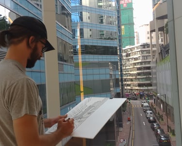 City sketcher Evgeny Bondarenko in Hong Kong