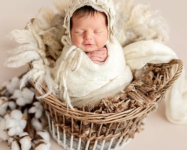 New-Born-Photo-Editing-Gentle-Color-Adjustment