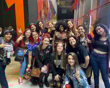 Foto: Visita do ReveLAH Casters aos estúdios da Riot.