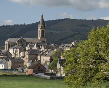 Credit phoo OT des causses a l'Aubrac - A Meravilles