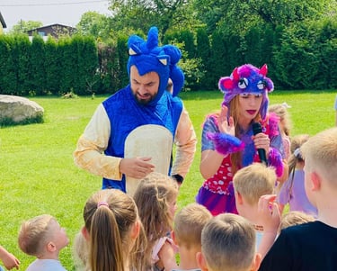 personažai išleistuvėms