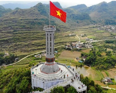 Ha Giang ( HanoiCarRent.com )