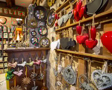 Plein d'idées cadeaux aux Petites Trouvailles de Saint-Cirq-Lapopie Lapopie