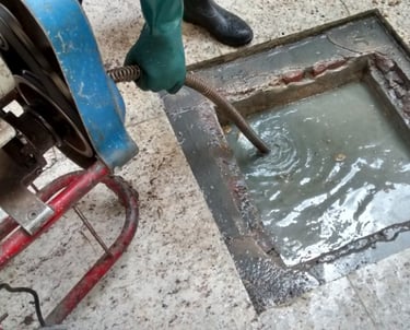 desentupimento de caixa de gordura