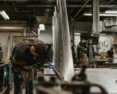 Stahlkonstruktion im Metallbau – robust, langlebig, für Industrie und Gewerbe