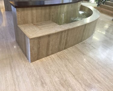 Trawertyn na podłogę klasyczny brązowy włoski