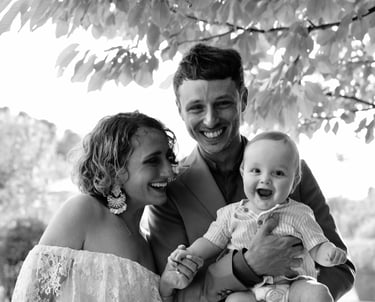 Séance photo d'une magnifique famille dans le Vaucluse
