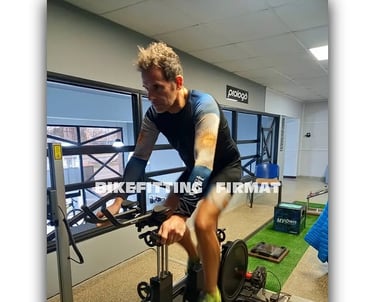 ESTUDIO BIOMECANICO BIKEFITTING EN FIRMAT