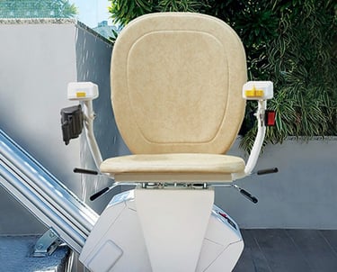 bespoke synergy straight chairlift