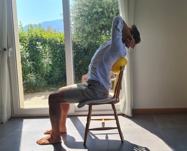Kinésithérapie douleurs du dos position assise