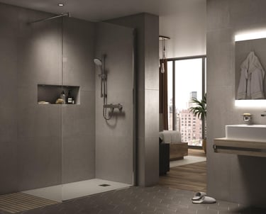 Fasi di lavoro per trasformare vasca in doccia senza opere murarie invasive