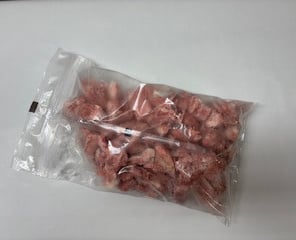 vakuumiertes Produkt, tiefgekühlte Fleischstücke; Rindfleisch