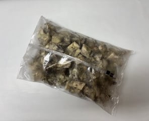vakuumiertes Produkt, tiefgekühlte Fleischstücke; Rinderblättermagen