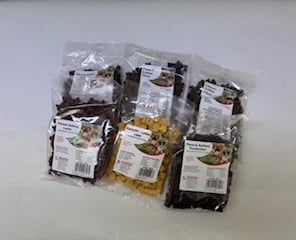 verschiedene versiegelte Tüten "Softies" Leckerli-Stückchen
