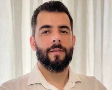 Dr. Antônio Adolfo Coelho Oliveira OFTALMOLOGISTA