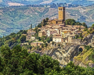 Castello di San Leo, Mura Borgo medioevale