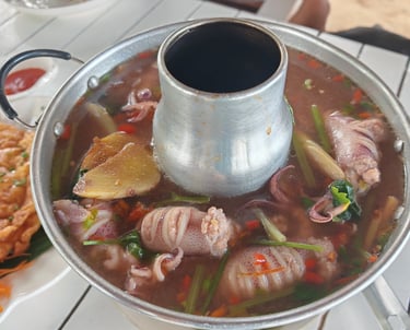 บ้านเอื้อง bar&restaurant