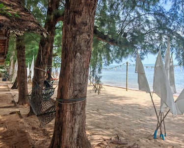 บ้านเอื้อง bar&restaurant