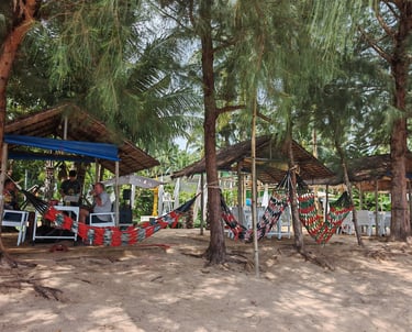 บ้านเอื้อง bar&restaurant