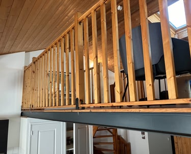 mezzanine bois sur mesure et garde corps en bois