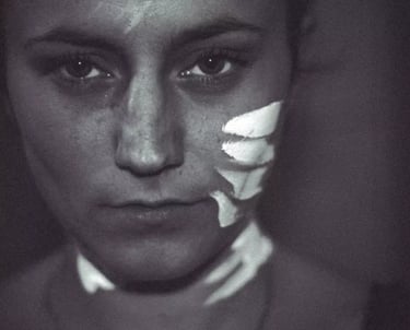 photographe portrait, style abstrait noir et blanc, paris