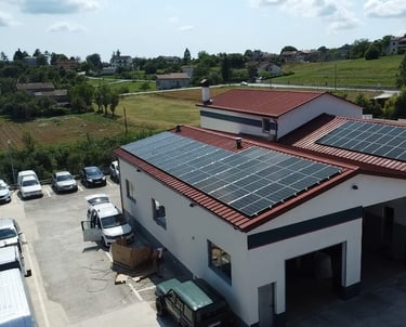 Pravna lica solarni paneli za elektranu Srbija Bosna i Hercegovina i Hrvatska