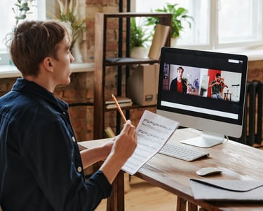 An image of online music class.
