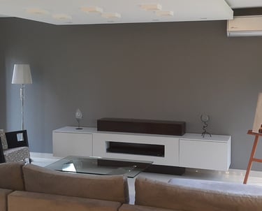 Mueble para tv con sistema de elevación tipo TV lift