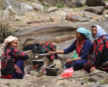 women in Dolpo 